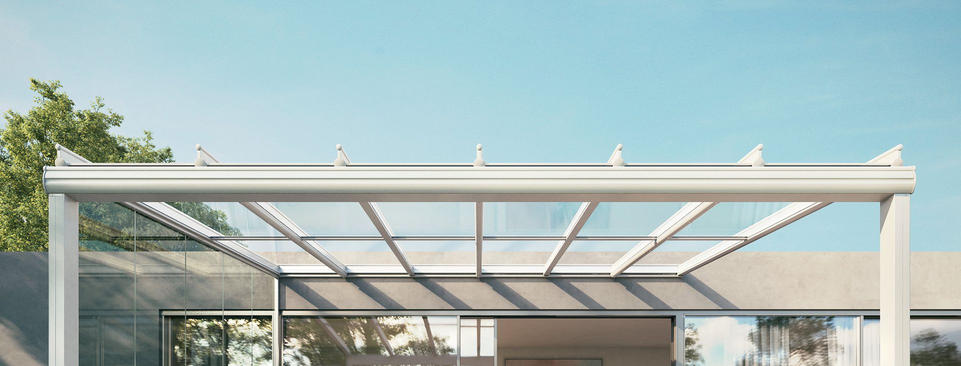 Eine weiße Terrassenüberdachung